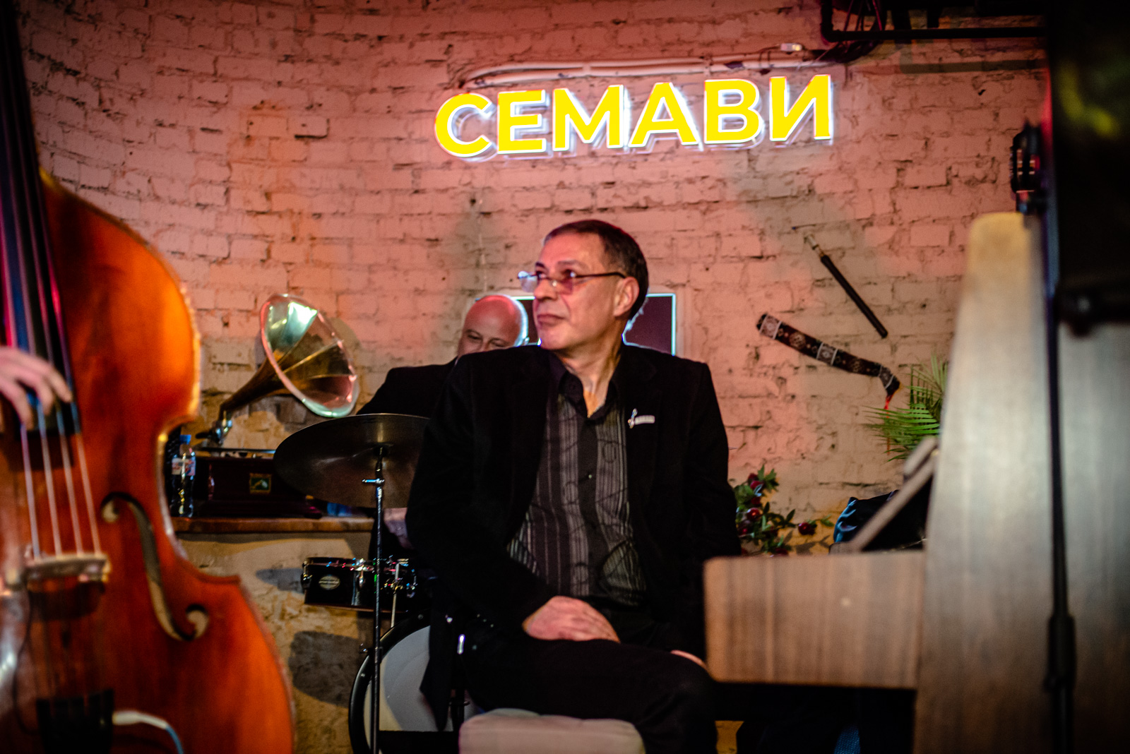 артем лалаян